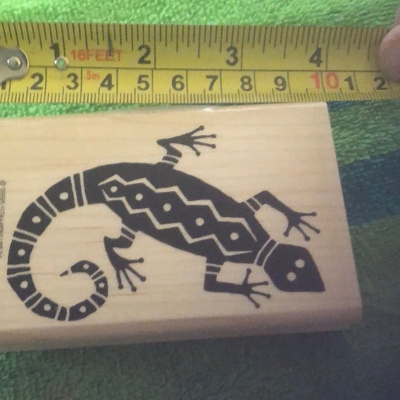 Lizard 🦎 stamp - Picture 3 of 3
